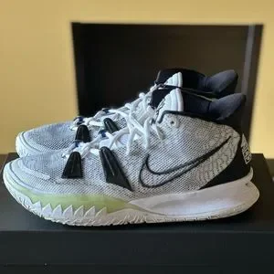 Nike | Shoes | Nike Kyrie 7 Black White Cq9326 0 Size 10  display picture 3
